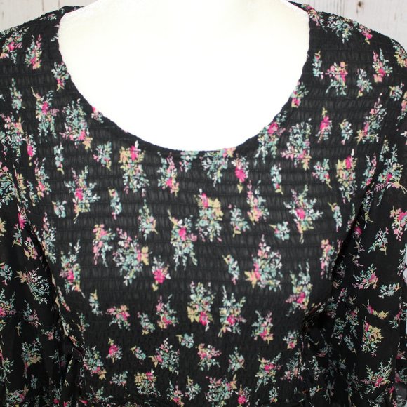 NEW Magnolia Lane Smocked Ruffled Peplum Top - Picture 5 of 16